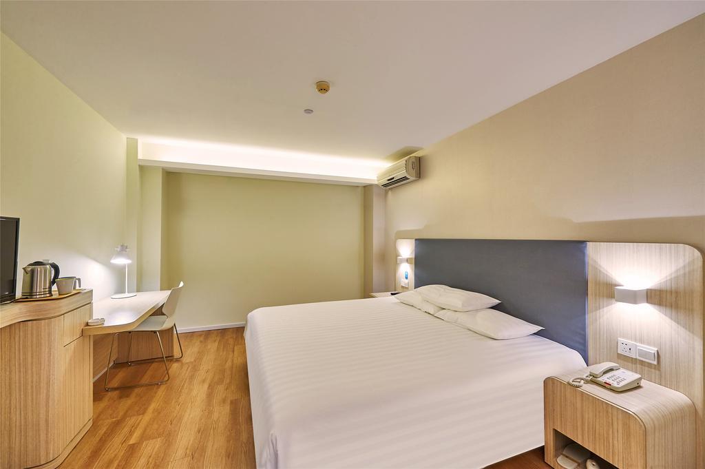 Hanting Hotel Fuzhou Wuyi Square Exterior photo