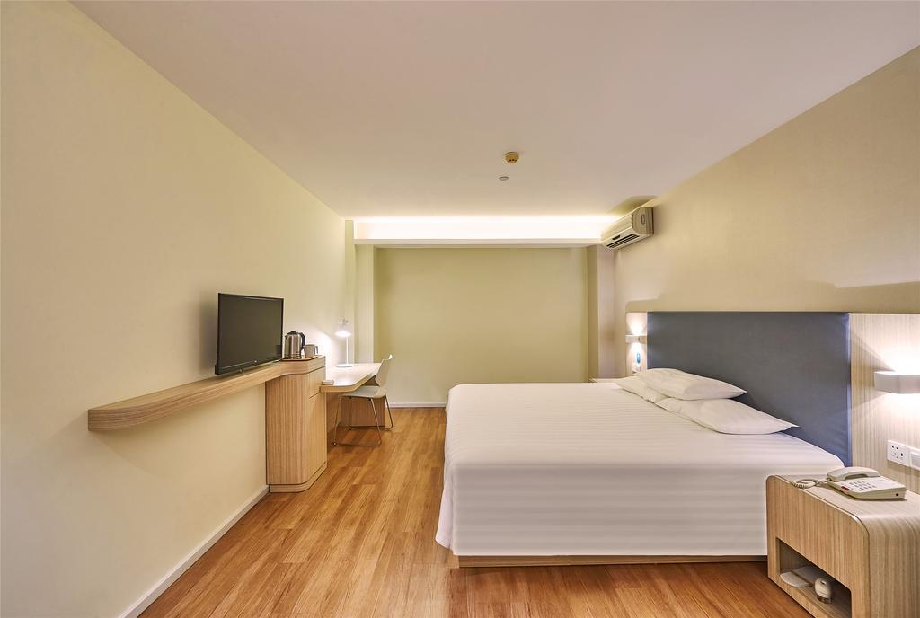 Hanting Hotel Fuzhou Wuyi Square Exterior photo
